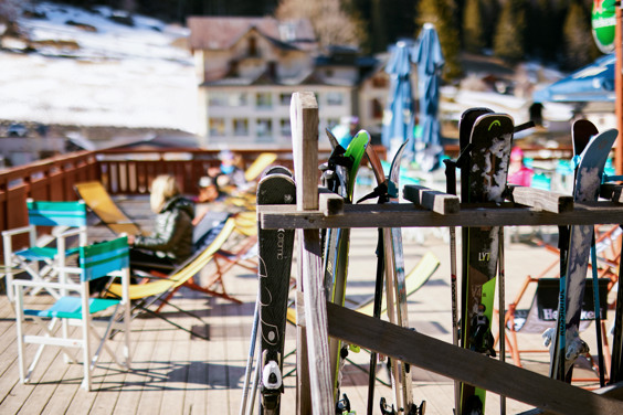 Rent your winter sports equipment at Locaskis