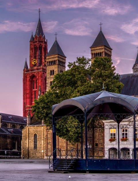 Wanneer geniet jij van een heerlijk verblijf
in de Limburgse hoofdstad?