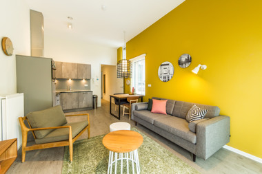 Dormio_Resort_Maastricht_Kopersmid_Apartment_Comfort_Living_Room_Kitchen_Dining_Area_003.jpg
