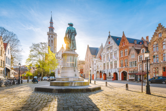 Activiteiten tijdens je strandvakantie zoals een uitstapje naar Brugge